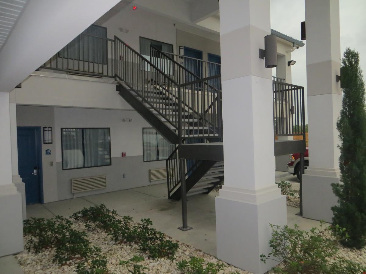 Palace Inn Richey Road Houston Exterior photo
